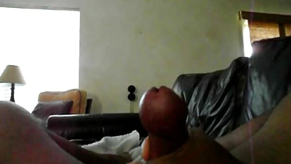 பொன்னிற ஆங்கிலம் வயது நீல படம் செயலாளர் குடுத்து மகிழ்கிறார்