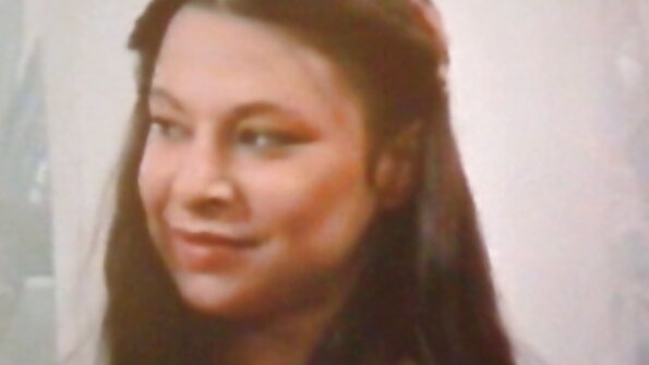 இந்த திருப்தியற்ற டான் ஜுவான் ஜூசி பன்களைப் நீல படம் ஆங்கில படம் பிடித்தார்