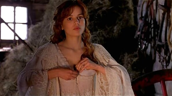 அழகான கவர்ச்சி மாமியின் ஆங்கிலம் மெயின் மார்பகங்களைக் கொண்ட பெண்கள் மாறி மாறி ப்ளோஜாப் கொடுக்கிறார்கள்