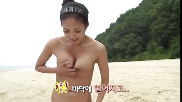 இலகுவான நல்லொழுக்கமுள்ள இரு பெண்களுடன் இராணுவத்தினர் சீருடையில் உடலுறவு கொள்கின்றனர் ஆங்கில ஆசிரியர் செக்ஸ்