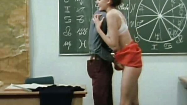 இந்த பரபரப்பான புதிய தமிழ் செக்ஸ் செக்ஸ் பெண்கள் மூன்று பேரில் ஈடுபட்டுள்ளனர்