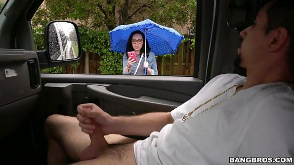 சிற்றின்ப தமிழ் படம், bp, கவர்ச்சி சகோதரிகள் பையனை இரண்டாகப் பிரித்தனர்