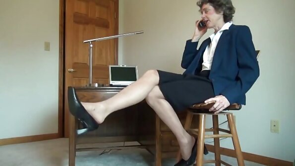 லெஸ்பியன்கள் கவர்ச்சி பிரிட்டிஷ் பெட்ரோலியம் படம் தமிழ் ஹேரி புஸ்ஸுடன் உடலுறவை விரும்புகிறார்கள்