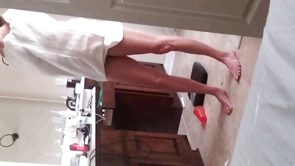 உண்மையான செர்னோவ்கா ஒரு காதலியை முடிக்க உதவுகிறது தமிழ் செக்ஸ் திறந்த