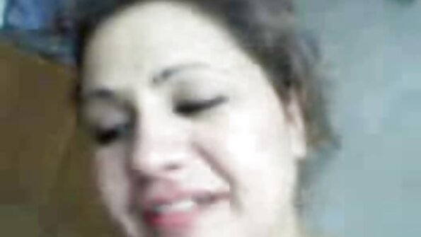 ஒரு பெரிய டிக் கொண்டு, ஆண் ஸ்லட்டின் குறுகிய ஆங்கில செக்ஸ் வீடியோ தொப்பியை ராம்ஸ் செய்கிறது