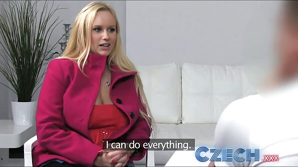 புத்திசாலியான அழகி அவளது xxx ஆங்கிலம் மாமியின் புஸ்ஸியில் கடினமான உடலுறவை விரும்புகிறாள்