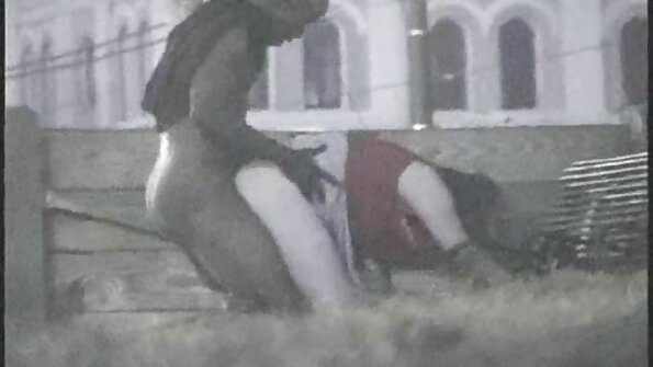 ஒரு செக் உடன் உடலுறவு ஒரு பசியுள்ள மனிதனை xx ஆங்கிலம் hd உண்மையற்ற முறையில் தூண்டியது