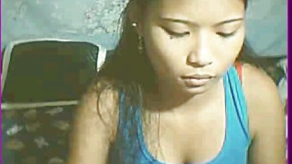 பெண்கள் மாறி ஆங்கிலம் sex ஆண்ட்டி மாறி ஒருவரது புண்டை மீது வாயை வைத்துக்கொள்வார்கள்