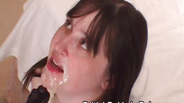 இளம் குட்டீஸ்கள் ஒருவருக்கொருவர் நாக்கின் செக்ஸ் படம் ஆங்கிலம் திறந்த மீது வன்முறையுடன் இணைந்துள்ளனர்