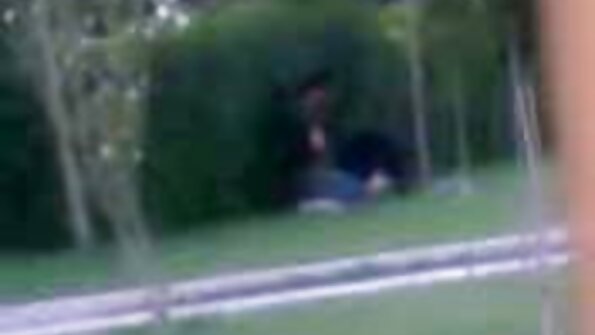 பெண் தன் காதலனுடன் ஆங்கில செக்ஸ் வீடியோ அழகான உடலுறவு கொண்டாள்